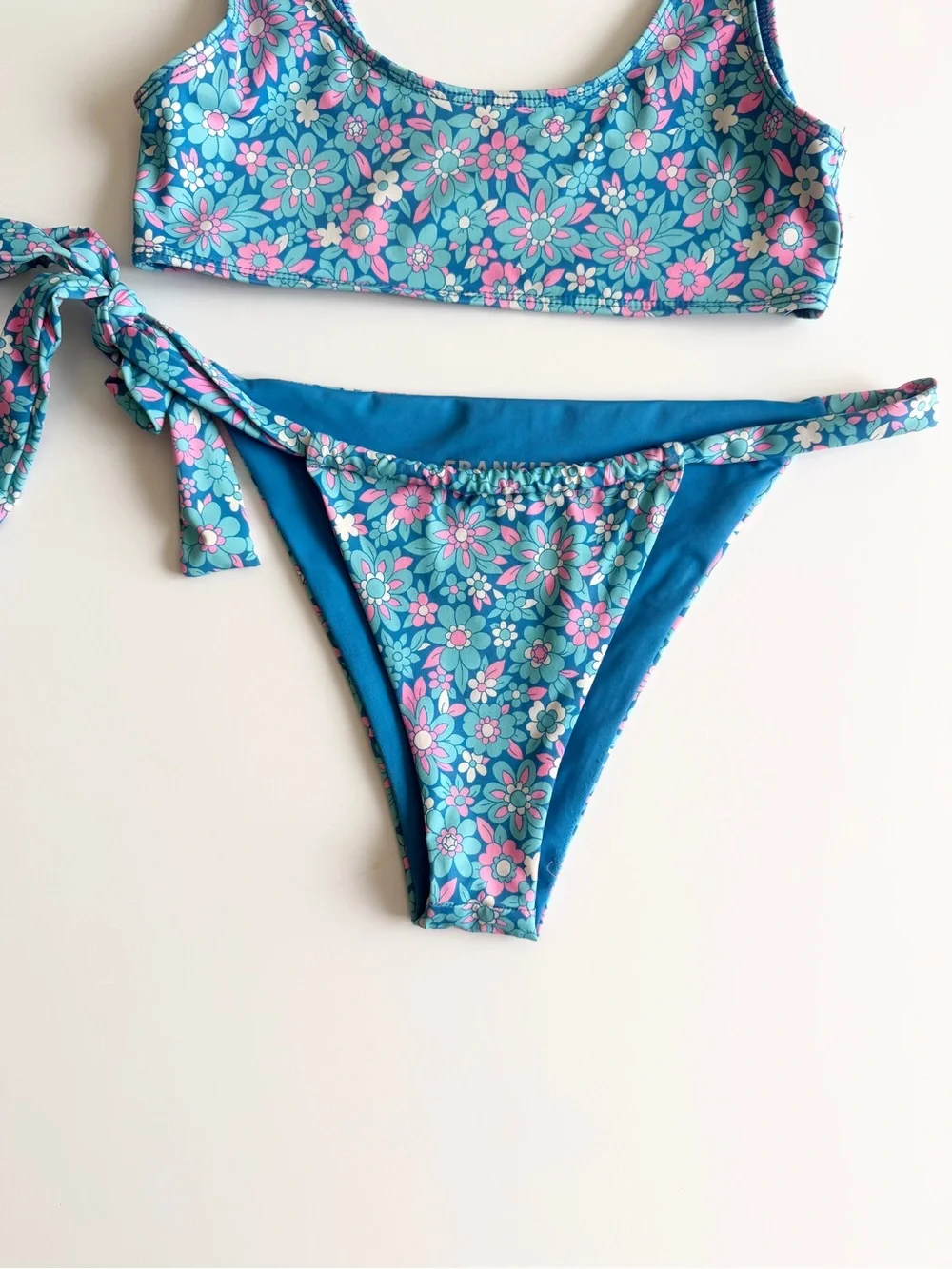 Frankies Bikinis XS/SMALL blue floral print bathing suit bikini set